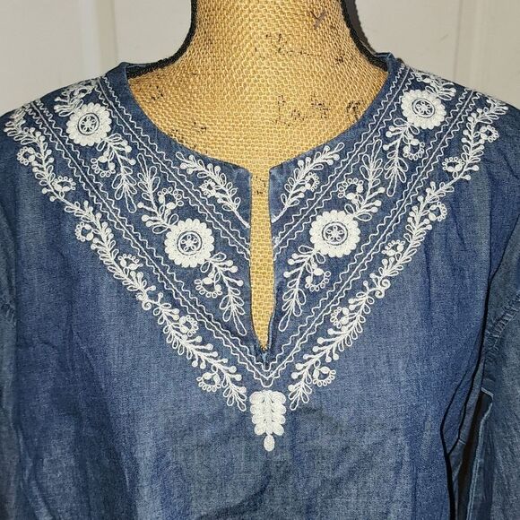 Ralph Lauren Denim Shirt  - Picture 4 of 6